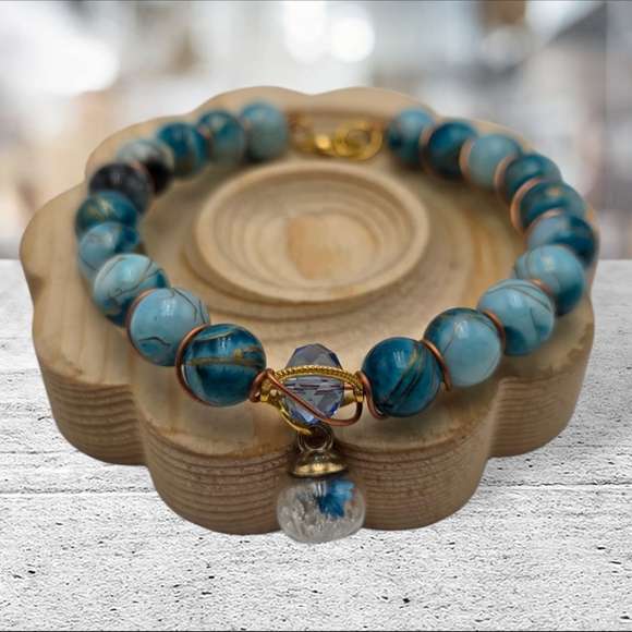 Handmade Jewelry - Handmade Wire-wrapped Elegant Blue Beaded Bracelet